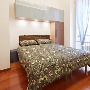 Apartment Corridoni Italy